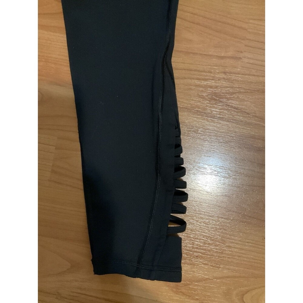 ATHLETA Black Quest Criss Cross Chaturanga Capri Tights US S‎ - Picture 4 of 8